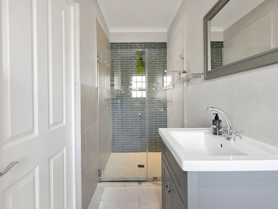 3 Bedroom Property for Sale in Constantia Western Cape